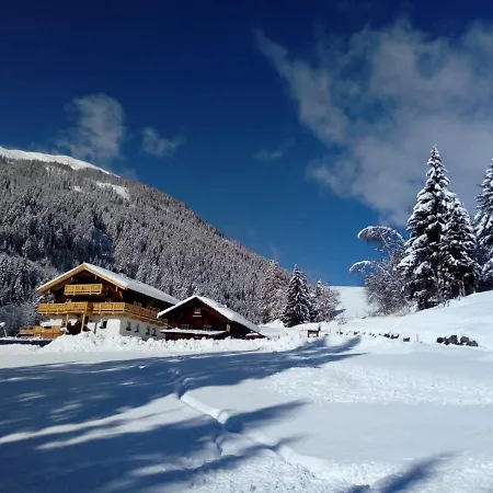 Bed & Breakfast Dolomiti Bey Haus Pinter