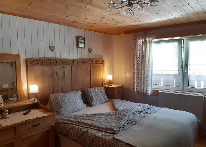 Dolomiti Bey Haus Pinter