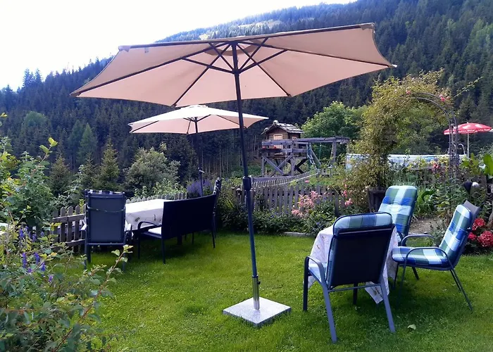 Dolomiti Bey Haus Pinter Bed and Breakfast