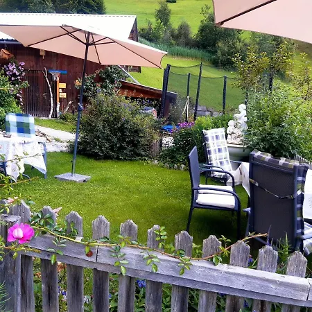 Dolomiti Bey Haus Pinter فندق مبيت وإفطار 3*
