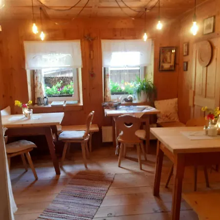 Dolomiti Bey Haus Pinter 3* Assling
