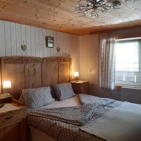 Dolomiti Bey Haus Pinter