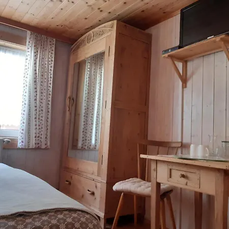 Oda ve Kahvaltı Dolomiti Bey Haus Pinter 3*